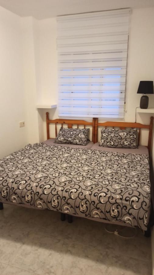 Apartment Only 250M From The Beach Los Locos Torrevieja Kültér fotó