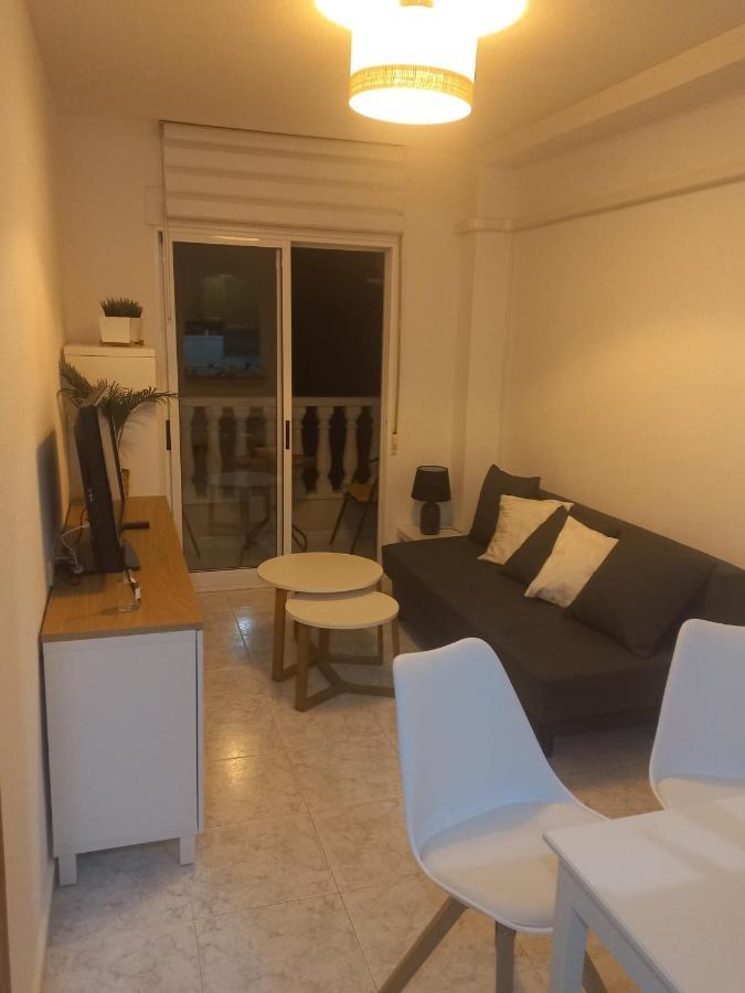 Apartment Only 250M From The Beach Los Locos Torrevieja Kültér fotó