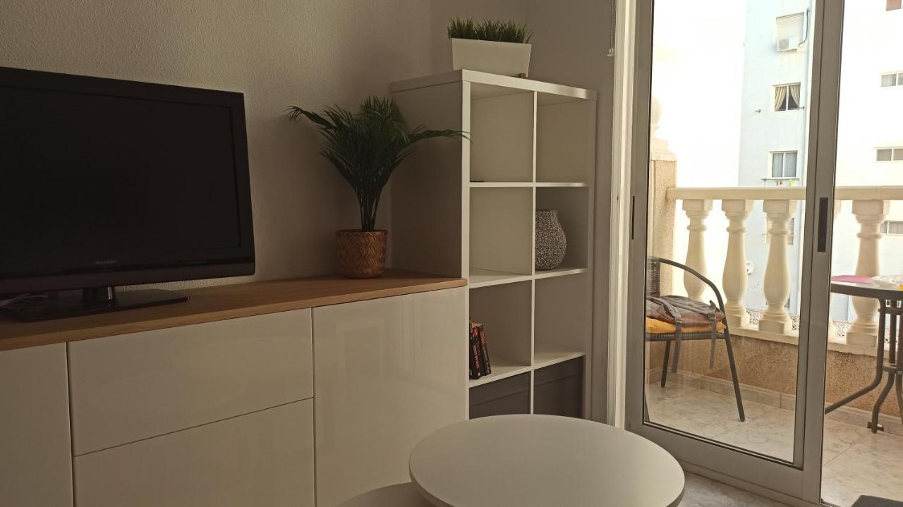 Apartment Only 250M From The Beach Los Locos Torrevieja Kültér fotó